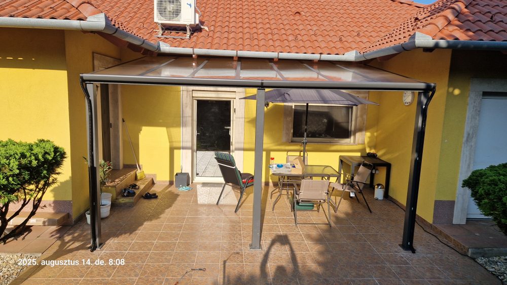   Féltetős alumínium pergola 303 cm x 496 cm antracit P-496-1
